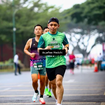 Runner Photo 8553164