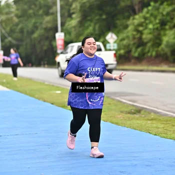 Runner Photo 8553236