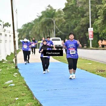 Runner Photo 8553266