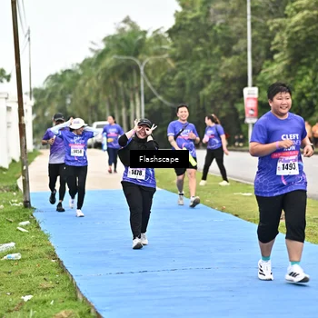 Runner Photo 8553300