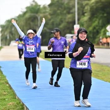 Runner Photo 8553345