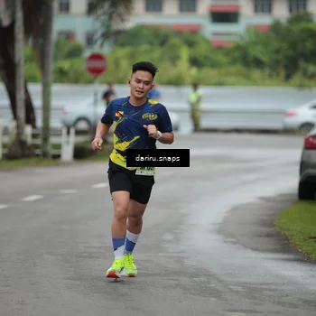 Runner Photo 8553468