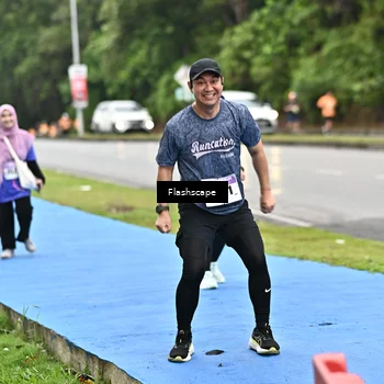 Runner Photo 8553543