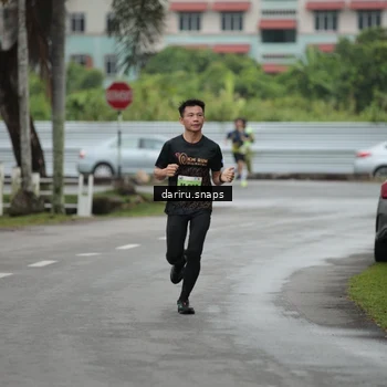 Runner Photo 8553617