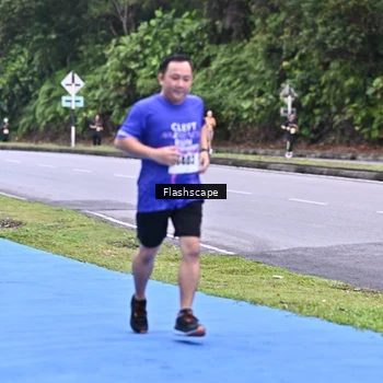 Runner Photo 8553675