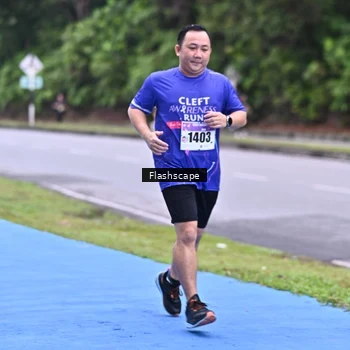 Runner Photo 8553682