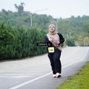 Runner Photo 8553703