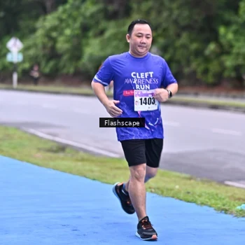 Runner Photo 8553704