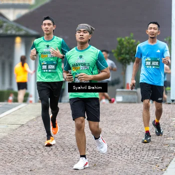 Runner Photo 8553788