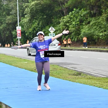 Runner Photo 8553869