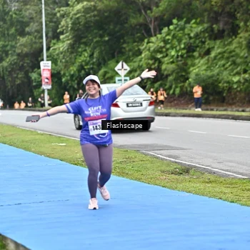 Runner Photo 8553881