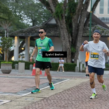 Runner Photo 8553912