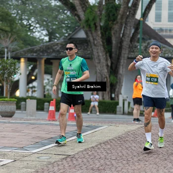 Runner Photo 8554009
