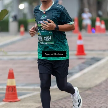 Runner Photo 8554253