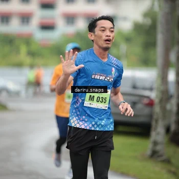 Runner Photo 8554260