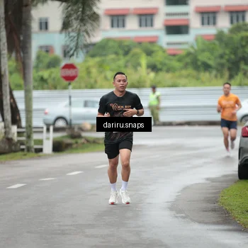 Runner Photo 8554263
