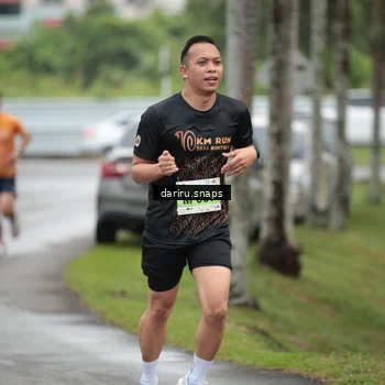 Runner Photo 8554298