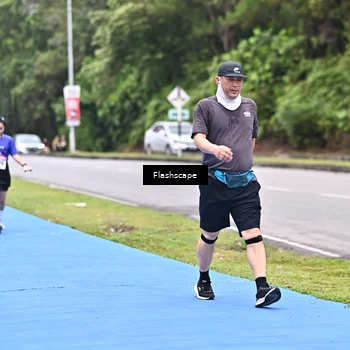 Runner Photo 8554343