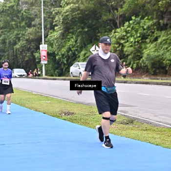 Runner Photo 8554346