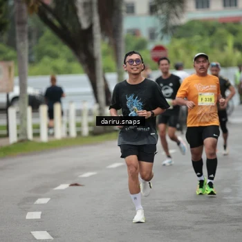 Runner Photo 8554944