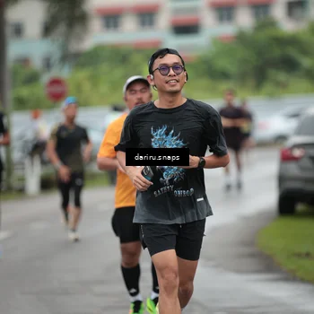 Runner Photo 8555061