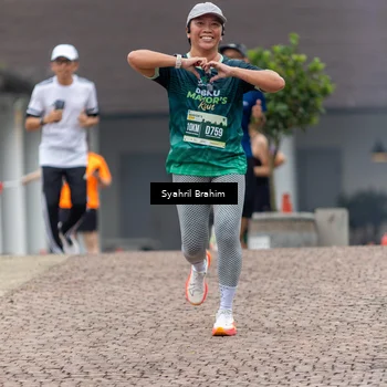 Runner Photo 8555076