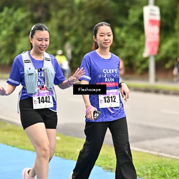 Runner Photo 8555101
