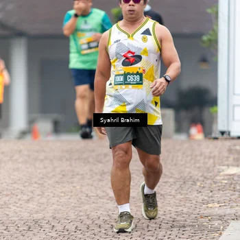 Runner Photo 8555459