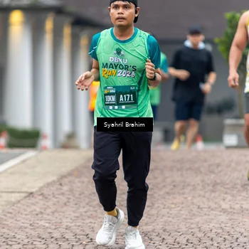 Runner Photo 8555468