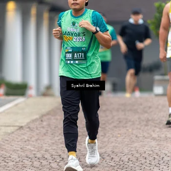 Runner Photo 8555475