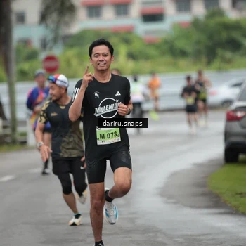 Runner Photo 8555500