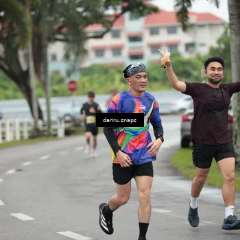 Runner Photo 8555514
