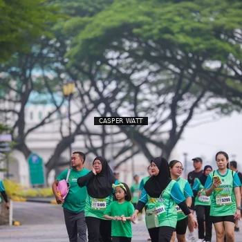 Runner Photo 8555581