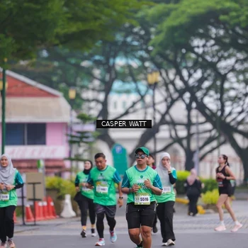 Runner Photo 8555618