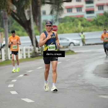 Runner Photo 8555643