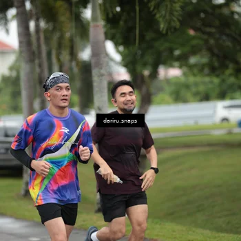 Runner Photo 8555652