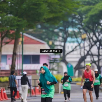 Runner Photo 8555658