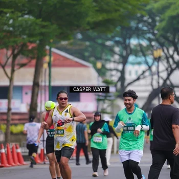 Runner Photo 8555659