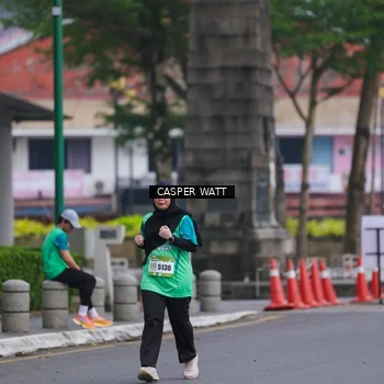 Runner Photo 8555660