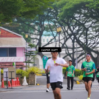 Runner Photo 8555663