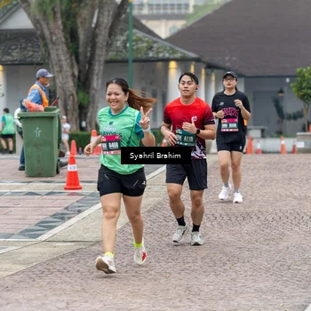 Runner Photo 8555669
