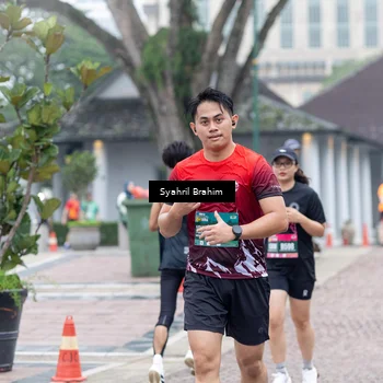 Runner Photo 8555676