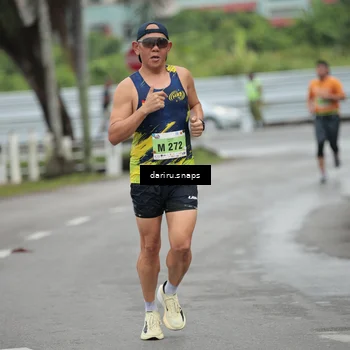 Runner Photo 8555691