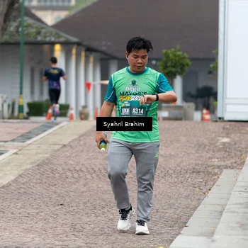 Runner Photo 8555701