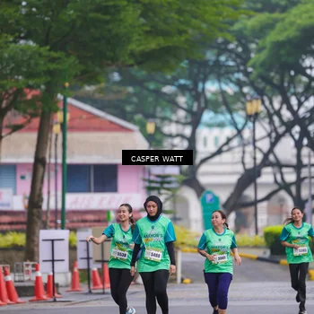 Runner Photo 8555714