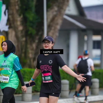 Runner Photo 8555722