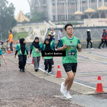 Runner Photo 8555752
