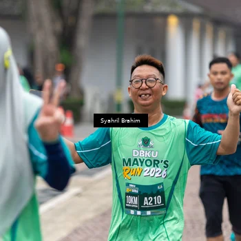 Runner Photo 8555760