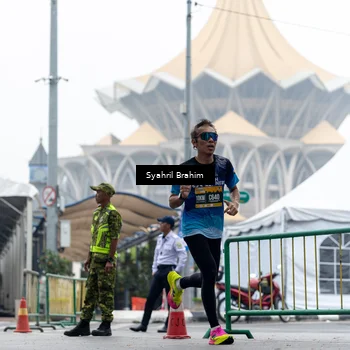 Runner Photo 8555794