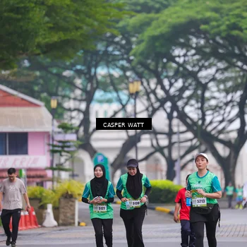 Runner Photo 8555796